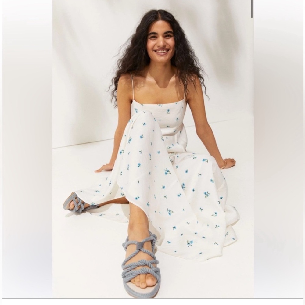 H&M Blue floral flowy dress. size S - Picture 3 of 6